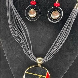 Elegant Black and Gold Necklace and Earring Set